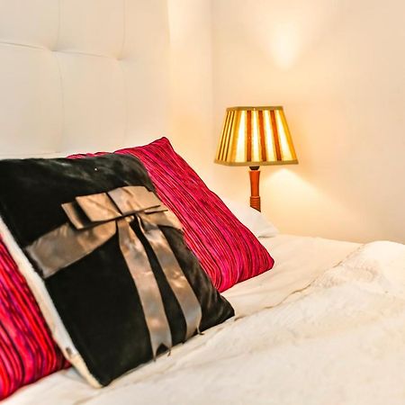 Ghat Apartments Montroig Сиджес Экстерьер фото