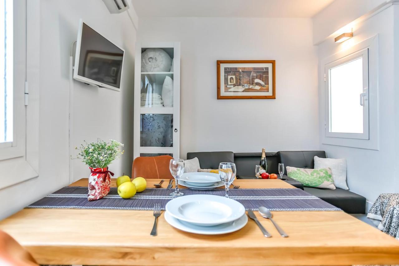 Ghat Apartments Montroig Сиджес Экстерьер фото