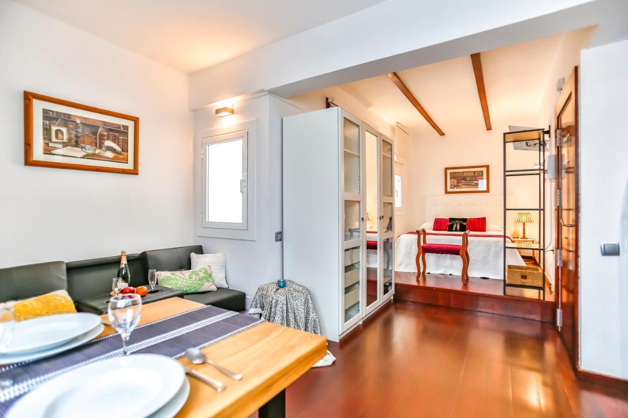 Ghat Apartments Montroig Сиджес Экстерьер фото