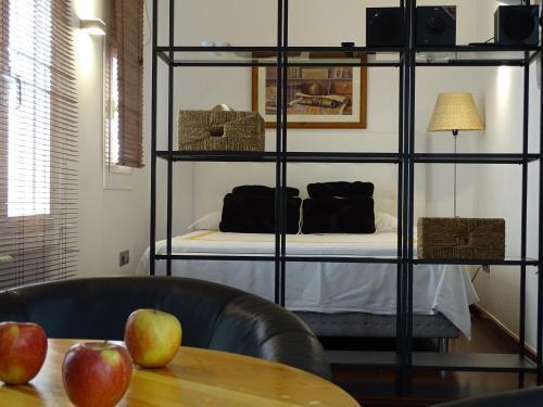 Ghat Apartments Montroig Сиджес Экстерьер фото