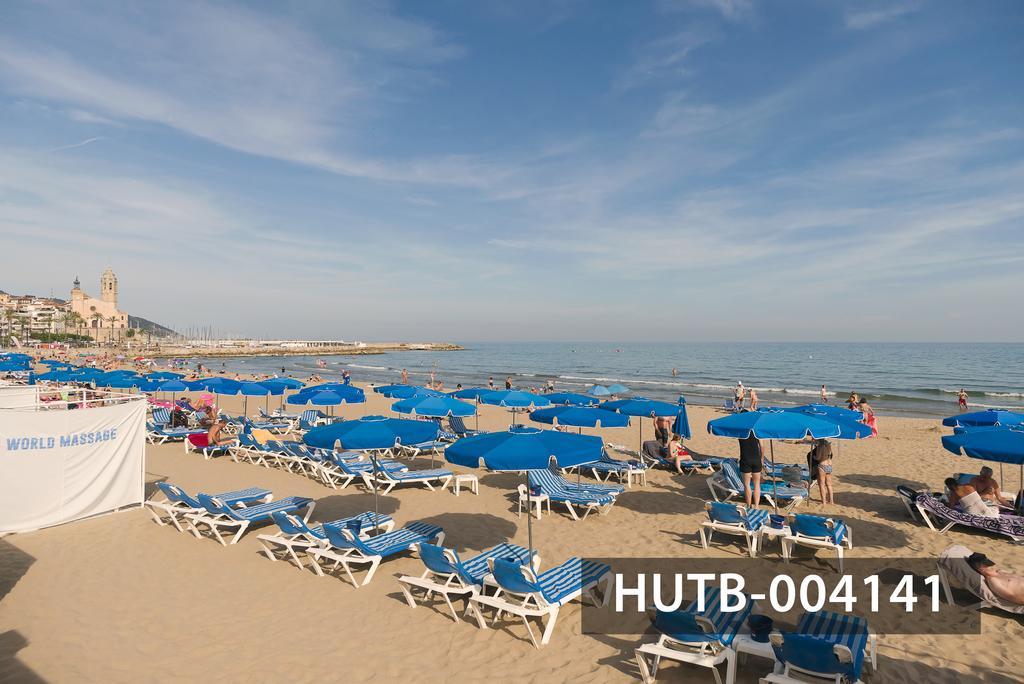 Ghat Apartments Montroig Сиджес Экстерьер фото